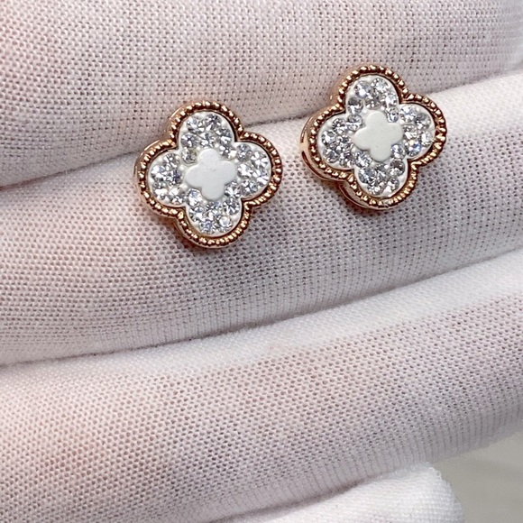 NEW Rose Gold Crystal Clover Earrings - Picture 4 of 5